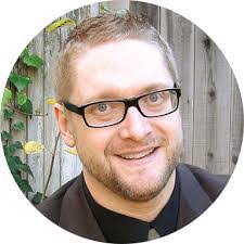 Kerry Marsh's Instagram, Twitter & Facebook