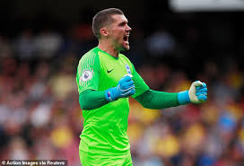 Ryan was born in swansea, the son of steve (a postman turned record producer) and maria evans, a dance teacher. Brighton Goalkeeper Mat Ryan Backing Australia To Win The Ashes Daily Mail Online