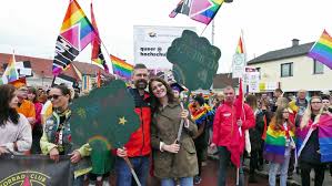 Douglas hoyos (unknown) replied to @derhoyos : 700 Menschen Zeigten Flagge Bei Der Pride Schwechat