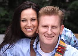 Rory Feek: Listening to music made with wife Joey 'brings me peace' after  her death