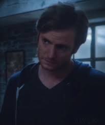 Everything was great till Robbie came tbh. :( ⎬#fionagallagher #robbiepratt  #shameless #fyp #backstabber #xyzbca