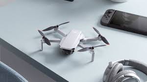 With a max battery life of 31 minutes, dji mini 2 grants more than enough time. Dji S Mini 2 Drone Boasts 4k Video And A Dramatic Range Upgrade Android Authority