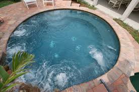 Cocktail Pool Designs For Small Backyards Spools Small Pools Klein Custom Pools Small Pools Backyard Pool Landscaping Pool Designs