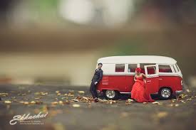 Foto mobil truk isuzu elf modifikasi cara edit foto miniatur dan refleksi air dengan photoshop. Wedding Photographer Turns Couples Into Miniature People Bored Panda