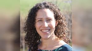 Evelyn Frick's Instagram, Twitter & Facebook