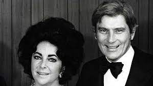 Taylor's first wedding, to conrad nicky hilton in 1950, when the actor was a studio darling, came courtesy of mgm with the elaborate, veiled gown for perhaps her most private wedding, elizabeth and senator john warner (photographed together here at a party in 1981) said their vows on. Former Gop Sen John Warner Military Expert Once Married To Elizabeth Taylor Dies At 94