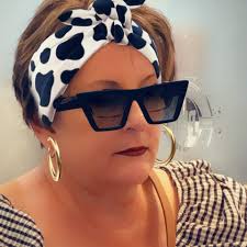 What color to paint old, cheap kitchen cabinets?