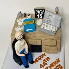 If you know someone who loves their laptop and spends a lot of time on it, why not celebrate that fact with a fun cake! Visit These 5 Shops For Custom Design Cakes Lbb Kolkata