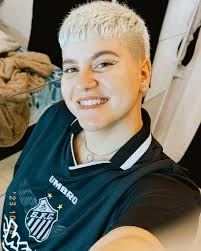 Anna Isaac (@annaj.isaac) • Instagram photos and videos