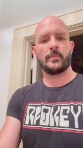 A little woodworking project coming together. Feels good. Getting the curve  right was the hardest part for sure.