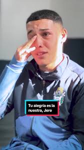 Tu alegría y la de tu familia, es la nuestra. Sigamos escribiendo esta  historia juntos, Jere 💙🤍 #DaleLobo #FábricaDeJugadores #gimnasiayesgrima  #cge #tiktokdeportes #futbolargentino