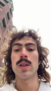 they r so pure🥹 #fyp #oldpeople #wholesome #gassingup #happy #public  #prank #sweet #nice #abuelos #mullet #mustache