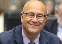 Ratinho Jr. pede a prisão da presidenta da APP-Sindicato Walkiria Mazeto