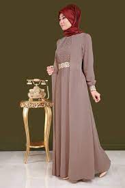 Memilih baju gamis modern dengan model dan warna yang sesuai dengan ukuran tubuh dan warna kulit, di samping model yang unik dan menarik perhatian tentunya akan tampak lebih natural jika dikenakan. Model Baju Gamis Dari Bahan Sifon Baju Muslim
