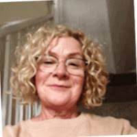 50+ "Julia Greenfield" profiles