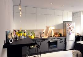 Avant Apres Coup De Jeune Pour Un Appartement Familial Meuble Cuisine Cuisines Maison Meuble Haut Cuisine