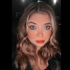 Aimee Stringer's Instagram, Twitter & Facebook