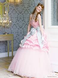 The young bride's dress was designed by husband and wife duo, david and elizabeth emanuel. Barbie Bridal Wedding Dress 2010 Wedding Inspirasi