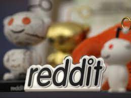 Reddit Bans Largest Pro Trump Subreddit Amid Hate Speech Crackdown Reddit The Guardian