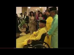Politeknik sultan haji ahmad shah. Video Terkini Memperlihatkan Sultan Pahang Uzur Youtube