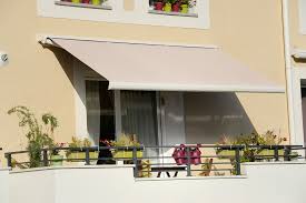 Store fenetre de toit electrique : Store Banne Sierra Stores D Exterieur Storistes De France