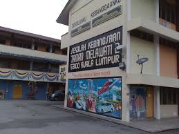 Hari ke 2 jualan kuih. Sekolah Menengah Kebangsaan Taman Melawati Perokok N