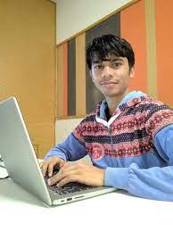 Manish sisodia's wiki, age, height, wife, family, biography, facts, photos, videos & more. Manish Sisodia On Twitter Saurabh Sharma A Delhi Govt School Pass Out Of 2019 And Son Of A Security Guard Has Secured Japan Govt S Prestigious Mext Scholarship For Admission To The College