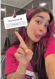 Maravilhosa: A Vida de Emilly Vick Sem Rótulos