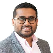 Sonia Derrick's Instagram, Twitter & Facebook