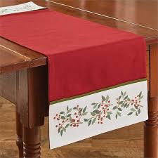 Simply Holly Bordered Christmas Table Runner 15 X 72 Christmas Table Table Runners Christmas Table Cloth