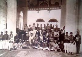 Kita akan bawa ke majlis raja. Majlis Raja Raja Melayu Wangsa Mahkota Selangor