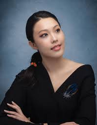 Beauty Queen Shares Insights