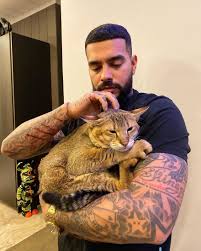 Его семья, девушка/жена, дочь, а также рост и вес. Timati Chestno Otvetil Pochemu Predpochitaet Vysokih Zhenshin