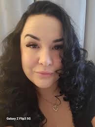 Sherri Molnar's Instagram, Twitter & Facebook