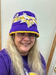 What are the Vikings wearing to the bowl game?