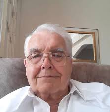 Bob Siddons who Lived in Fritchley and worked at the wireworks at Ambergate  has sadly passed away, and Julie has asked if any of his old friends/work  mates that knew him would