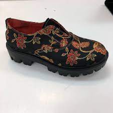 Zull Footwear