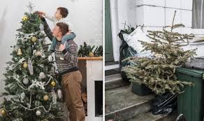 Which christmas hymn's second verse begins with o sing, choirs of angels? Christmas Decorations When Do You Take Christmas Decorations Down Can You Do It Early Express Co Uk