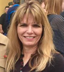 We have lost another fellow Valiant to cancer. Maureen McCarthy Geller '84  was a loving wife, mother, friend, and served the community as a police  officer. She will be greatly missed..💙💙💙💙