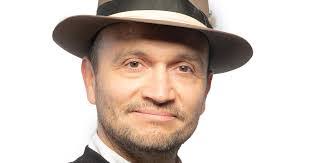 Luis Arambula's Instagram, Twitter & Facebook