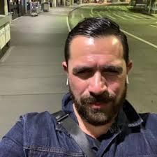 Christopher Freeman (@BigFree1979)