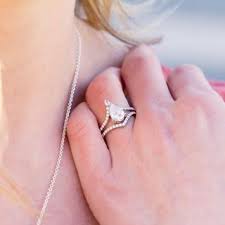 The Flair Diamond Ring Perfectly Complements The Asymmetrical Rose Gold Engagement Ring Vintage Moonstone Engagement Ring Set Morganite Engagement Ring Vintage