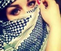 Pin By Shaik Alia On Head Scarves Hijabi Girl Girl Photography Girl Pictures