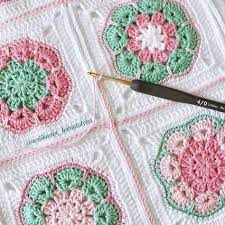 Motif Birlestirme Zamani Africanflower Orgu Tigisi Tigisi Elisi Elisi Knit Knitting Knitter Knittersofinstagram Crochet Crochet Tig Isleri Tig Desenleri Orgu