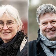 Robert Habeck und Ehefrau Andrea Paluch schreiben Roman