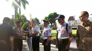 Angka ini berada dalam kelompok pekerja berusia 20 tahun—24 tahun yang menjadi kisaran usia lulusan baru dari universitas. Polda Diy Peringati Hut Satpam Tribun Jogja