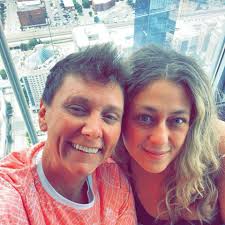 Best place to eat crab legs only?