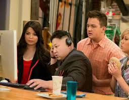 807 x 991 jpeg 141 кб. I Dont Remember Seeing This Scene In Icarly Meme Guy