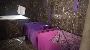 Melayani sarapan, makan siang dan makan malam Https Medan Tribunnews Com 2021 03 03 Menikmati Relaksasi Tubuh Aman Dan Nyaman Selama Pandemi Di Royal Spa Https Cdn 2 Tstatic Net Medan Foto Bank Images Royal Spa Di Cambridge Hotel Medan Jpg Royal Spa Yang Berlokasi Di Lantai 7