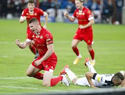 Jun 04, 2021 · zapraszamy do oglądania galerii zdjęciowej z piątkowego meczu pomiędzy koroną kielce a widzewem łódź. Widzew Sandecja 2 1 Zaczelo Sie Fatalnie Ale Pozniej Marcin Robak Zdobyl Dwa Gole I Kat W Widzewie Odlozyl Topor Zdjecia Dziennik Lodzki